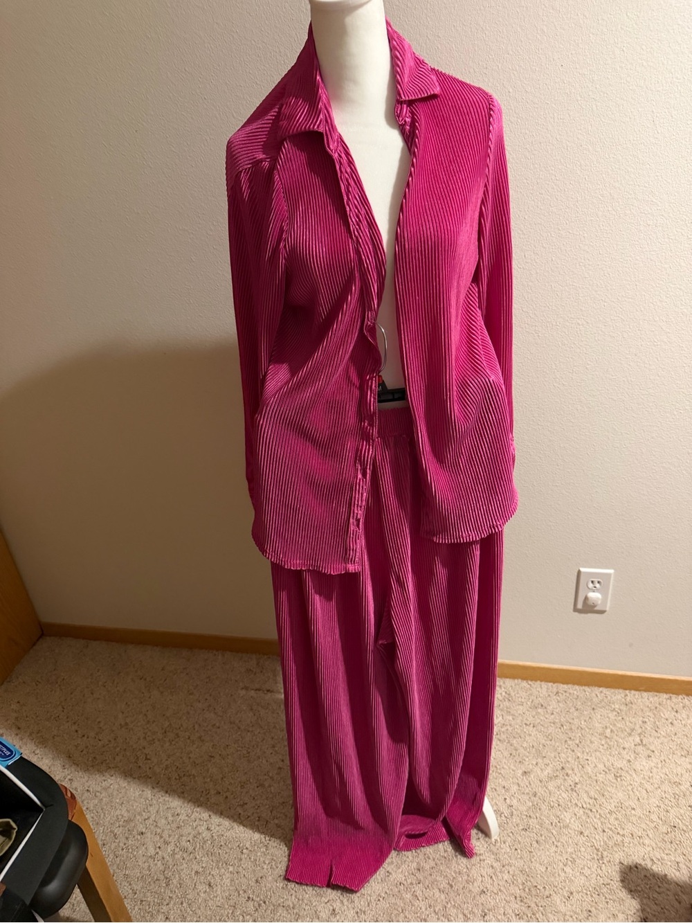 Parker Fuchsia Pleated Set